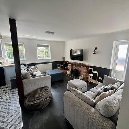 The Garden Suite Denby Village Экстерьер фото